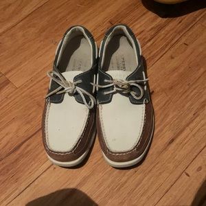 Sperry size 9